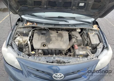 2011 Toyota Corolla S z USA, uszkodzony, nr VIN 2T1BU4EE3BC624425